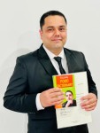 सार्वजनिक विद्यालयका प्रश्नपत्रमा अष्ट्रेलिया निवासी लेखक शिव न्यौपानेको जीवनी समावेश 