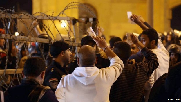 इजिप्टको फुटबल स्टेडियममा झडप, २२ जनाको मृत्यु