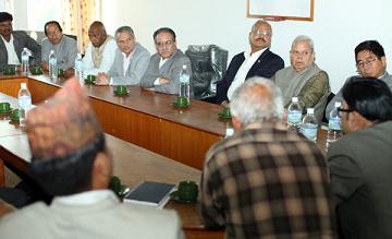 विपक्षी मोर्चाले सत्तारुढ दलबिरुद्ध आन्दोलन गर्ने