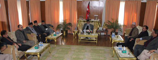 फागुनभर पर्खने रणनीतिमा कांग्रेस एमाले 