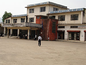 सरकार आफैंले ग्यास बिक्री गर्दै