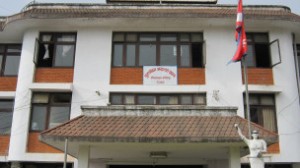 यसरी उम्काइन्छन् ठग व्यापारी