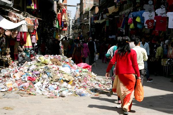 दुई दिनदेखि काठमाडौंबाट फोहर उठेन