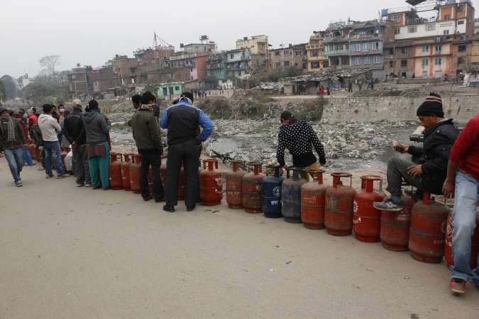ग्याँस कम्पनीको असहयोगपछि सरकारले आजबाट बिक्री रोक्यो
