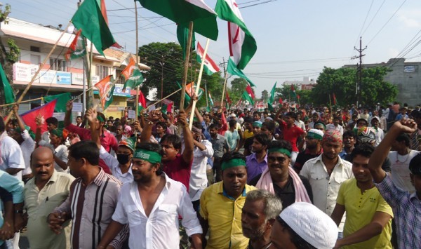 मधेशी मोर्चाका स्थानिय नेता मोरङ र सुनसरी टुक्र्याउन नदिने पक्षमा 